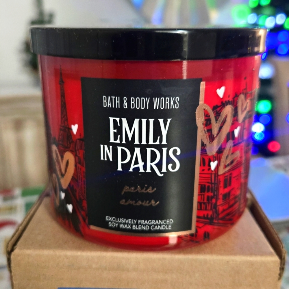 Bath & Body Works Emily in Paris ☆ PARIS AMOUR ☆ Red Candle